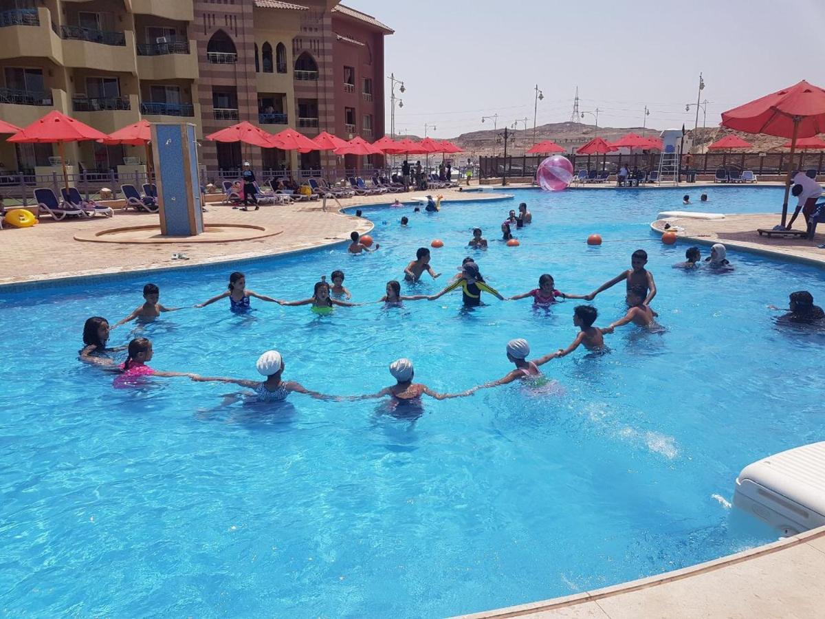 Porto South Beach By Amer Group - Families Only Ain Sukhna Bagian luar foto